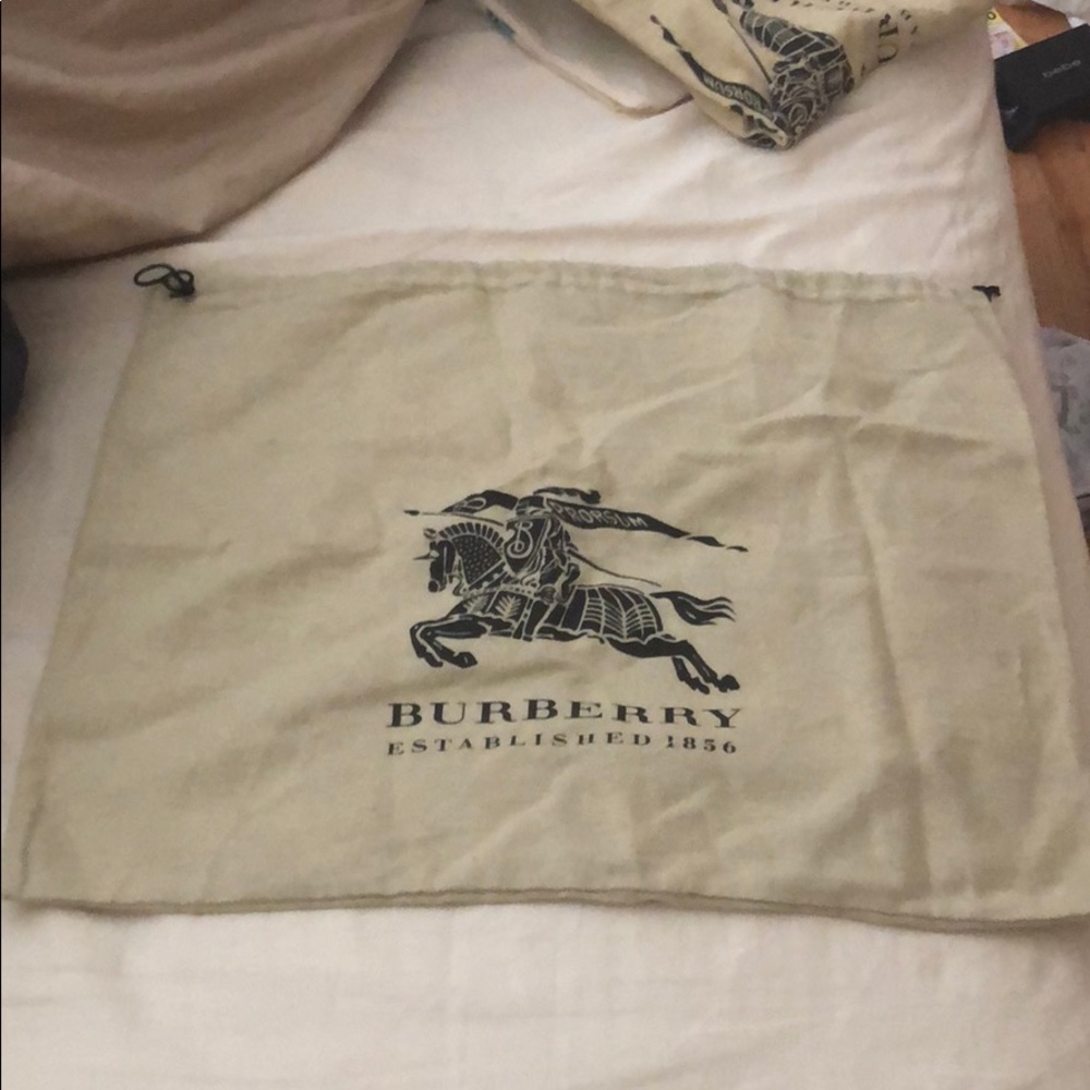 Burberry Black Macken Quilted Crossbody - Picture 16 of 16